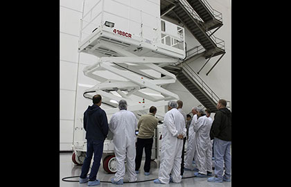 4188CR Clean Room Lift